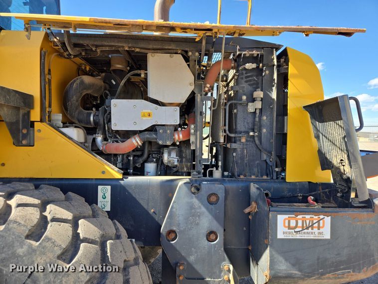 image for item EB1407 2015 Komatsu WA320-7 wheel loader