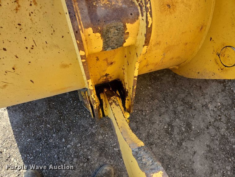 image for item EB1408 2014 Komatsu WA320-7 wheel loader