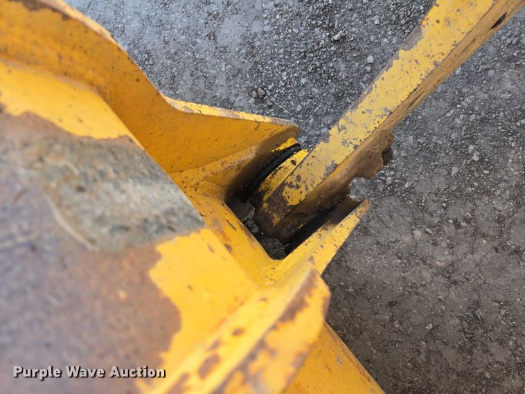 image for item EB1408 2014 Komatsu WA320-7 wheel loader