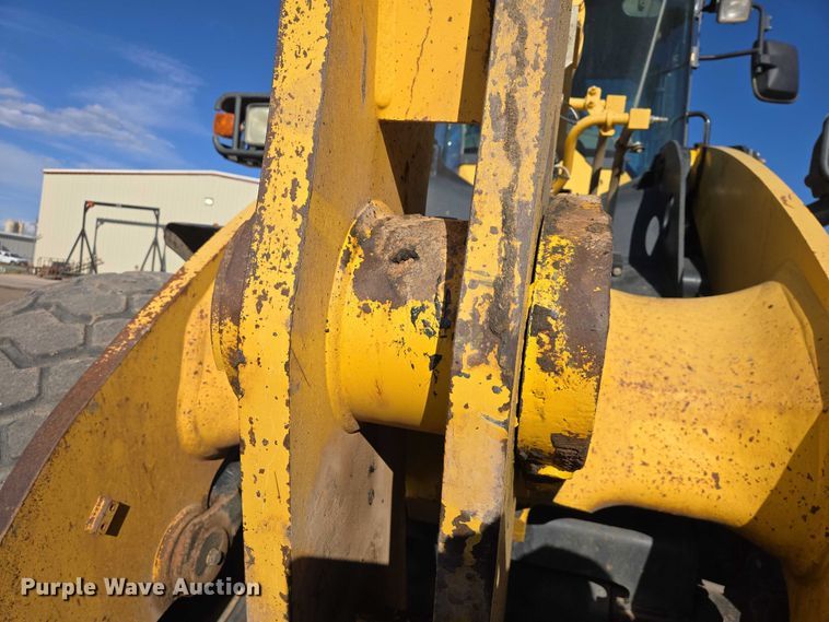 image for item EB1408 2014 Komatsu WA320-7 wheel loader