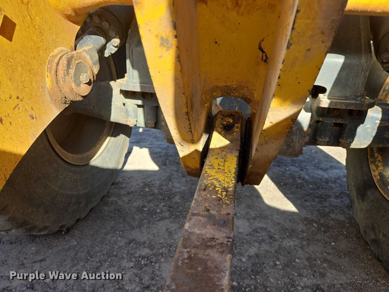 image for item EB1408 2014 Komatsu WA320-7 wheel loader