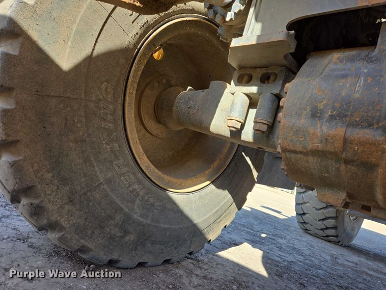 image for item EB1408 2014 Komatsu WA320-7 wheel loader