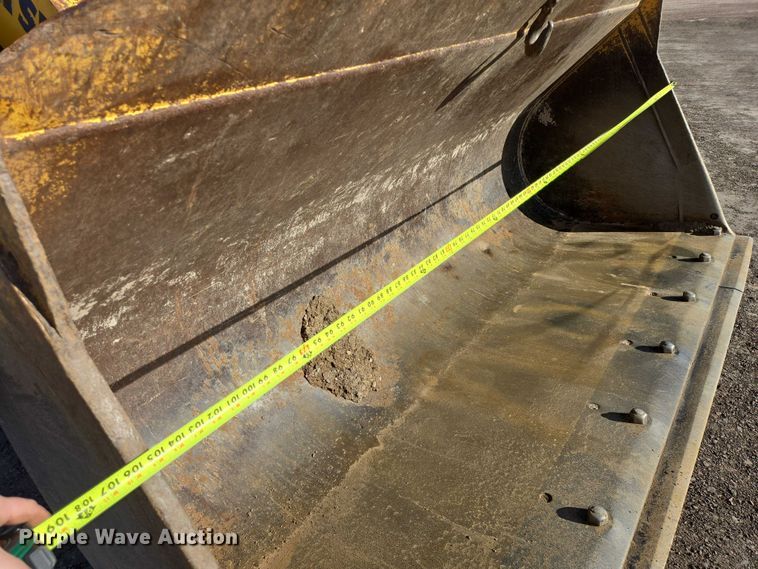 image for item EB1408 2014 Komatsu WA320-7 wheel loader