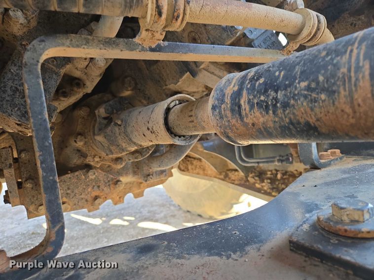 image for item EB1408 2014 Komatsu WA320-7 wheel loader