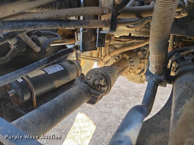 image for item EB1408 2014 Komatsu WA320-7 wheel loader