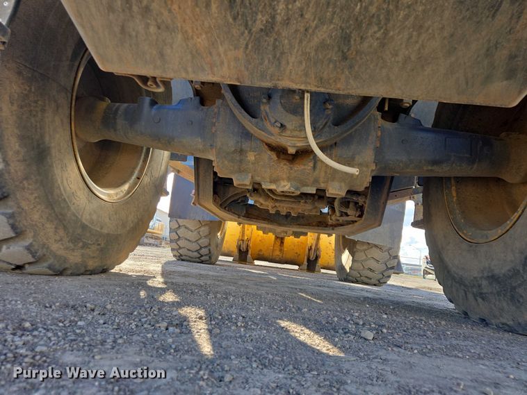 image for item EB1408 2014 Komatsu WA320-7 wheel loader