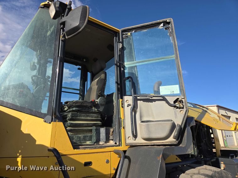 image for item EB1408 2014 Komatsu WA320-7 wheel loader