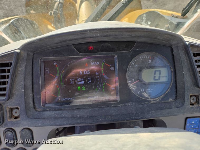 image for item EB1408 2014 Komatsu WA320-7 wheel loader