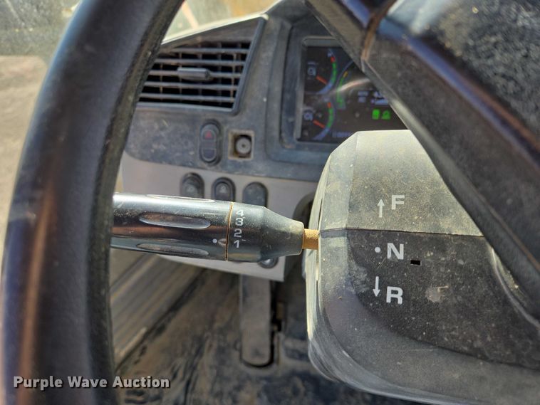 image for item EB1408 2014 Komatsu WA320-7 wheel loader