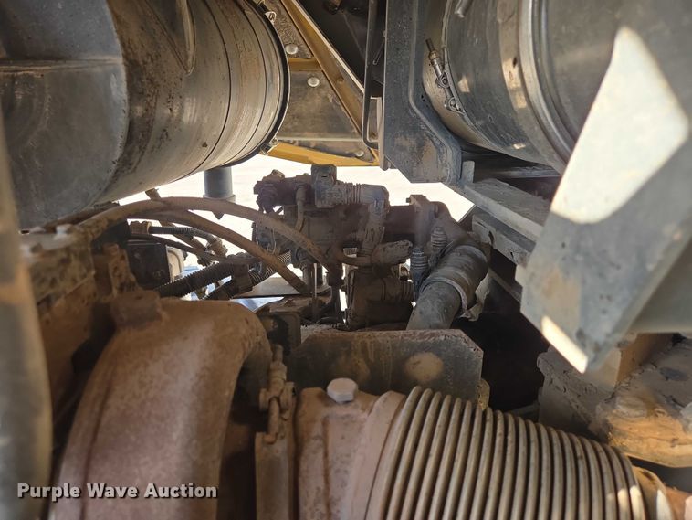 image for item EB1408 2014 Komatsu WA320-7 wheel loader