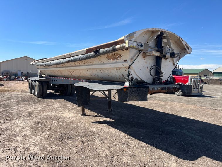 image for item EB1409 2008 Smith Co side dump trailer