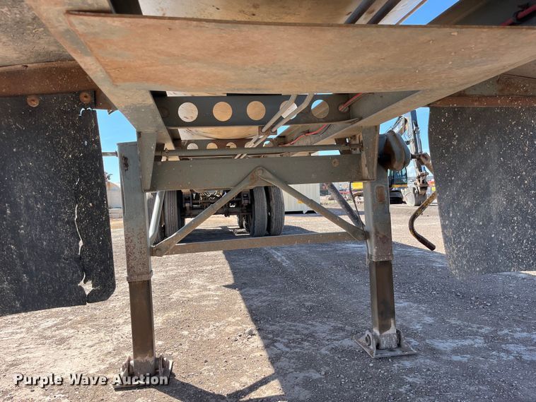 image for item EB1409 2008 Smith Co side dump trailer