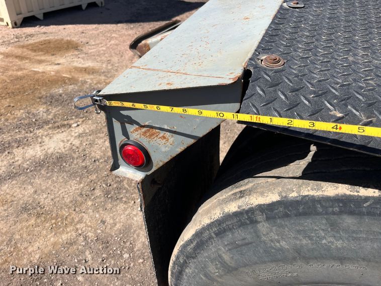image for item EB1409 2008 Smith Co side dump trailer