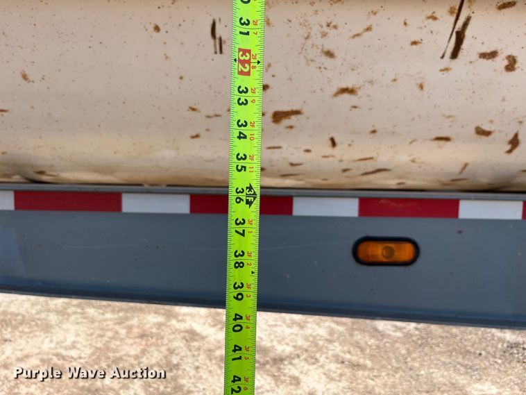 image for item EB1409 2008 Smith Co side dump trailer