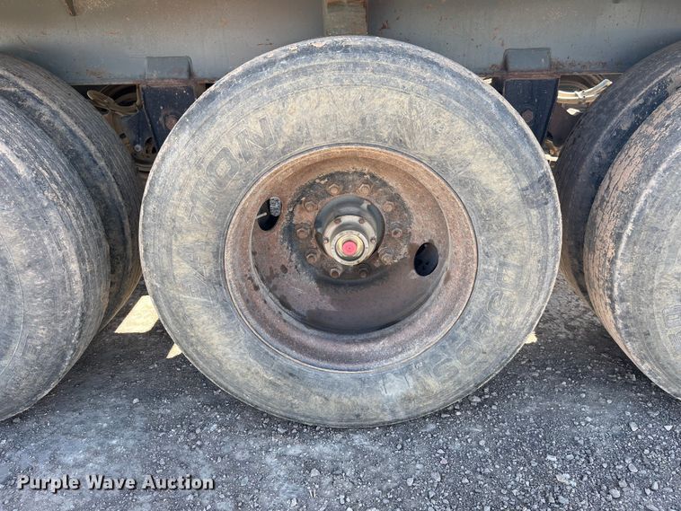 image for item EB1409 2008 Smith Co side dump trailer