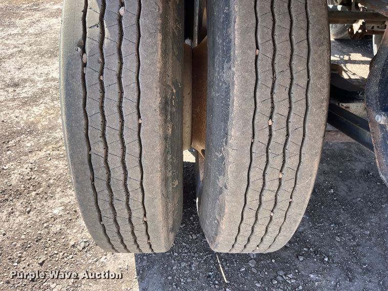 image for item EB1409 2008 Smith Co side dump trailer