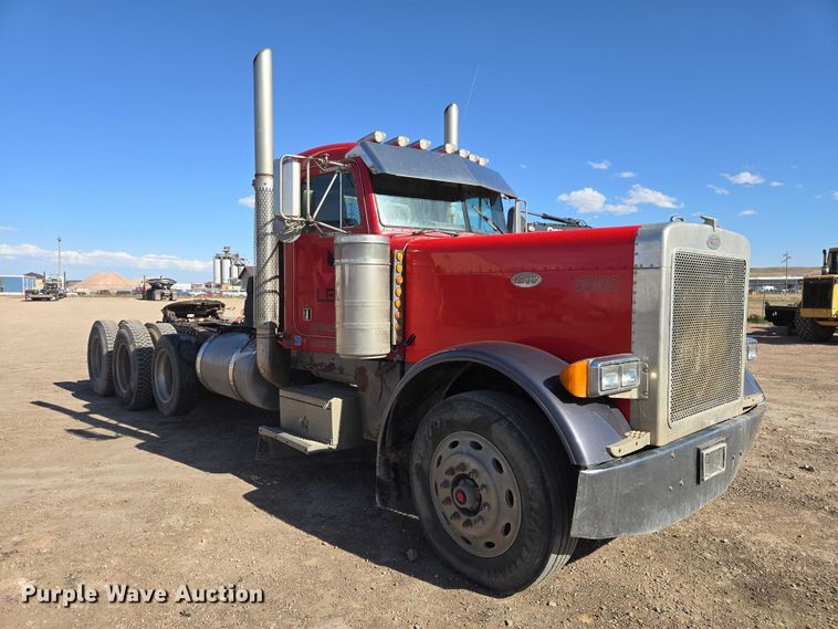 image for item EB1410 1996 Peterbilt 379 semi truck