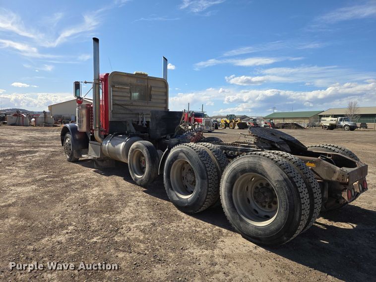 image for item EB1410 1996 Peterbilt 379 semi truck