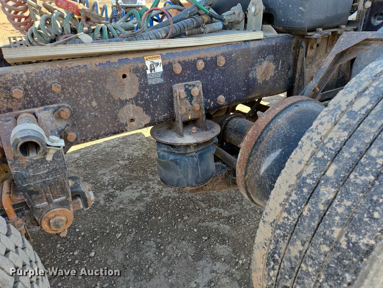 image for item EB1410 1996 Peterbilt 379 semi truck