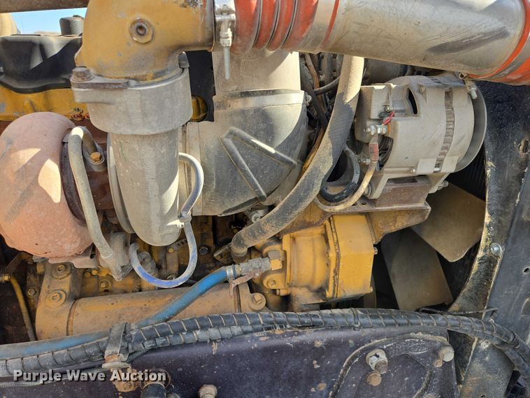 image for item EB1410 1996 Peterbilt 379 semi truck
