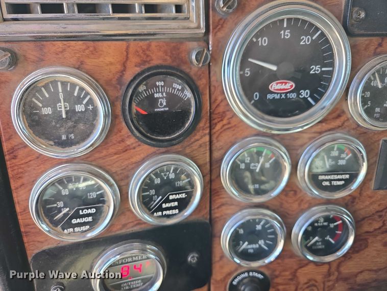 image for item EB1411 1995 Peterbilt 379 semi truck