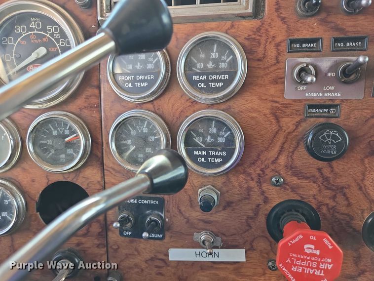 image for item EB1411 1995 Peterbilt 379 semi truck