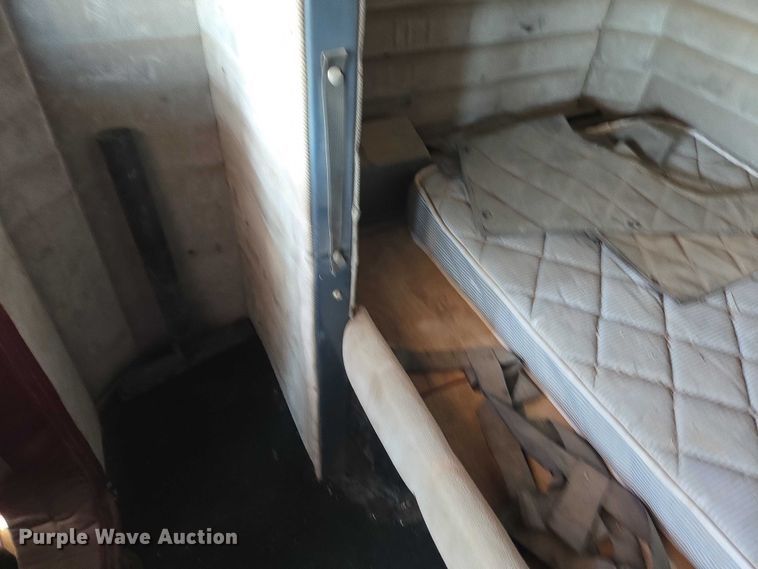 image for item EB1411 1995 Peterbilt 379 semi truck