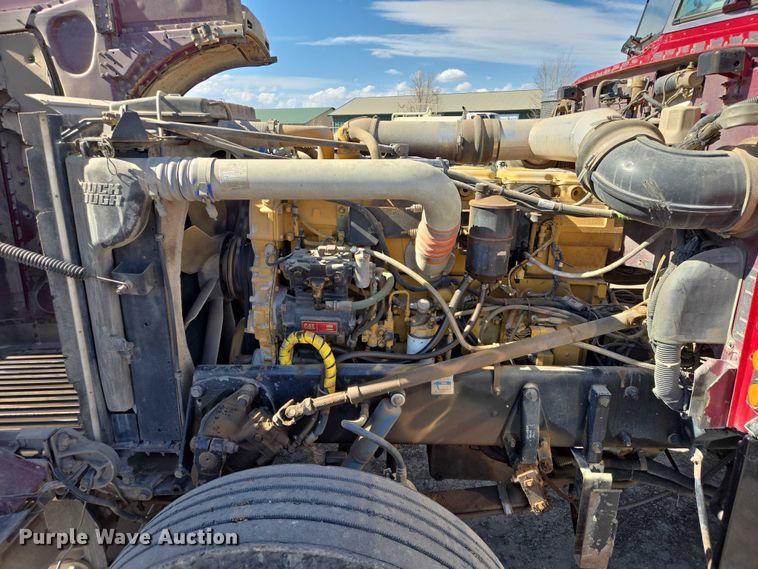 image for item EB1411 1995 Peterbilt 379 semi truck