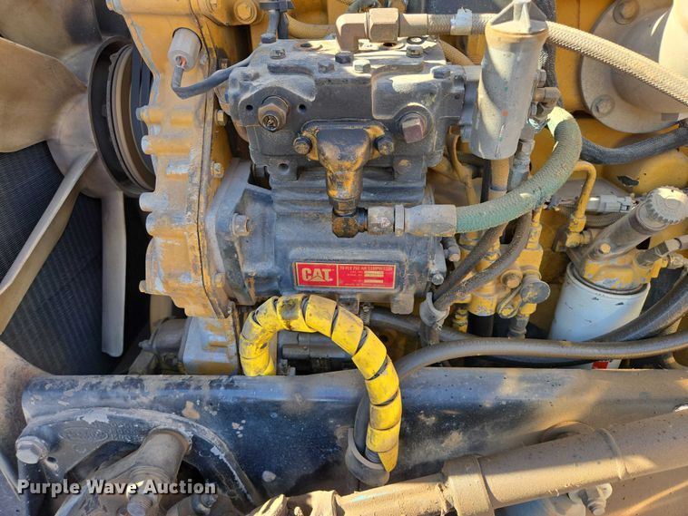 image for item EB1411 1995 Peterbilt 379 semi truck