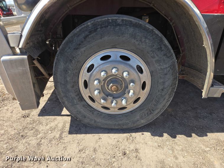 image for item EB1411 1995 Peterbilt 379 semi truck