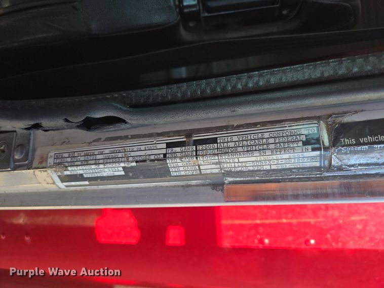 image for item EB1411 1995 Peterbilt 379 semi truck