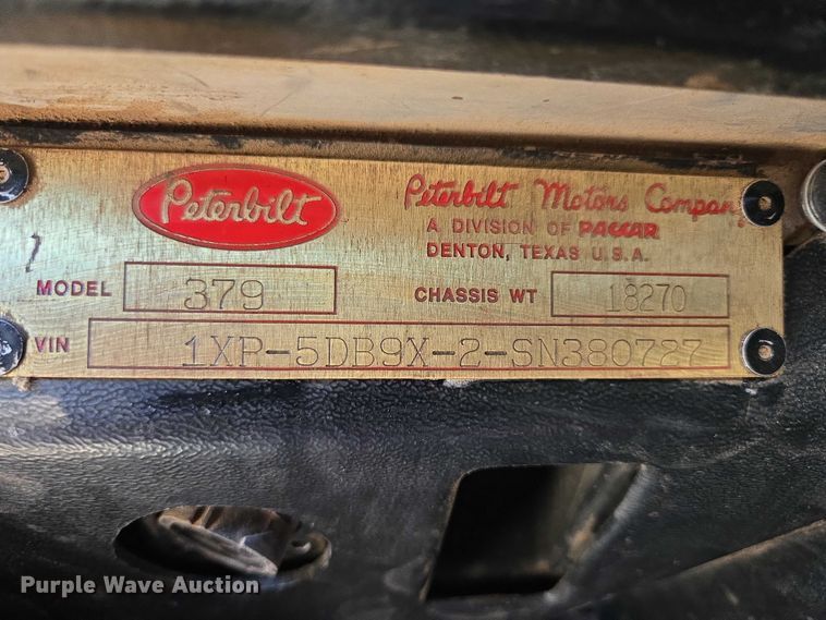 image for item EB1411 1995 Peterbilt 379 semi truck