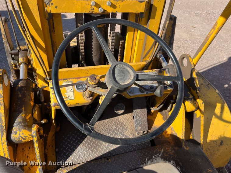 image for item EB1412 1969 Hyster H100C-AF-48 forklift