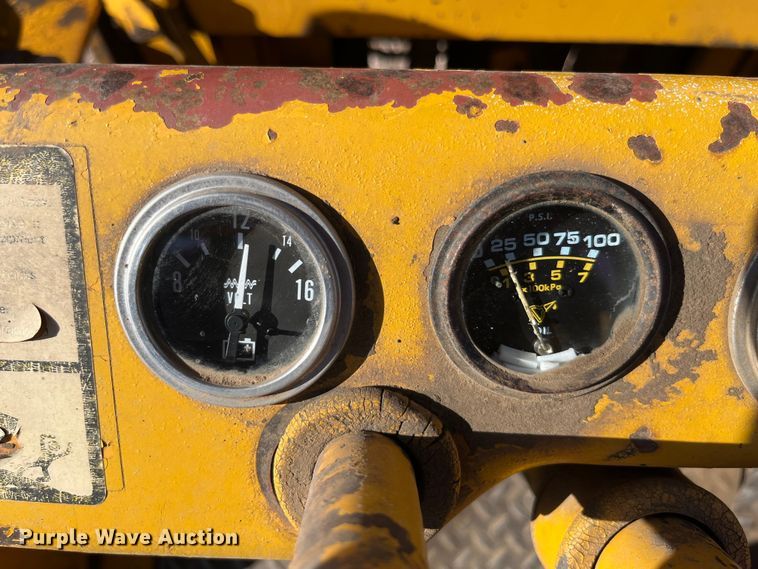 image for item EB1412 1969 Hyster H100C-AF-48 forklift
