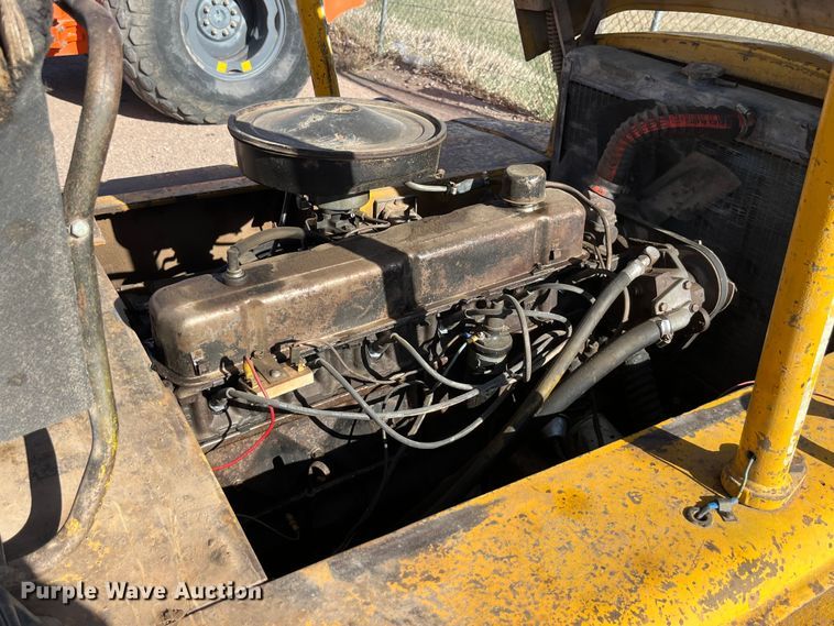 image for item EB1412 1969 Hyster H100C-AF-48 forklift
