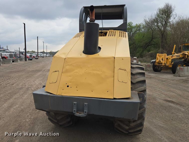 image for item EB1415 1999 Bomag BW 213PDH-3 single drum vibratory roller