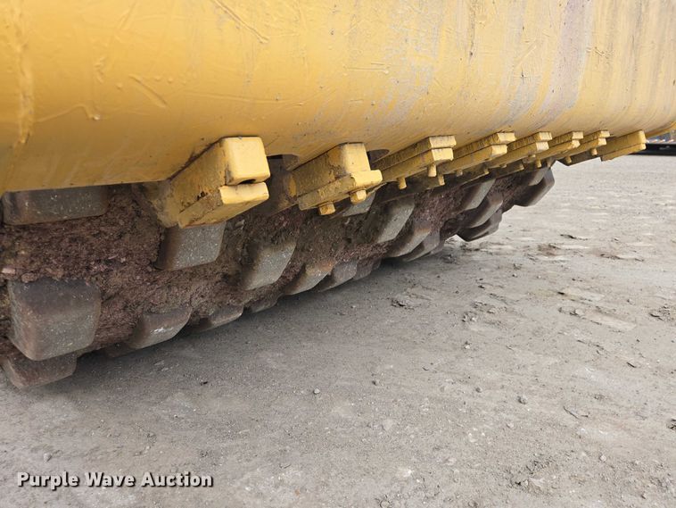 image for item EB1415 1999 Bomag BW 213PDH-3 single drum vibratory roller