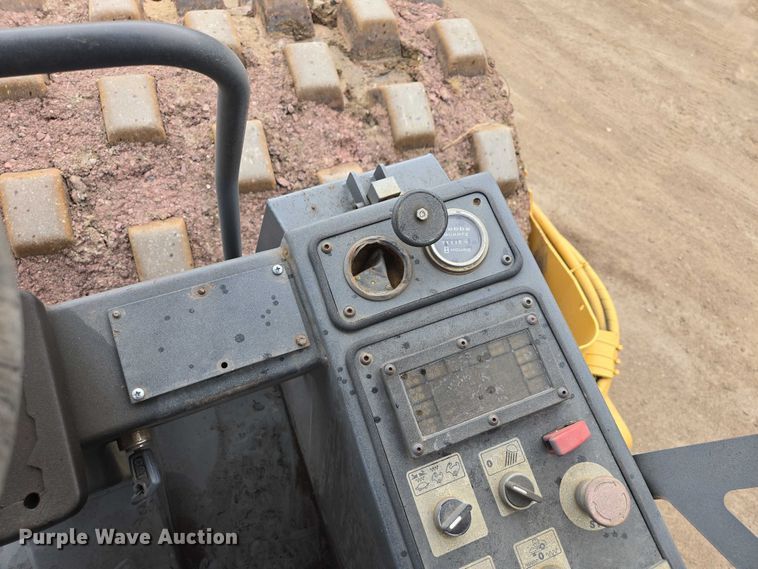image for item EB1415 1999 Bomag BW 213PDH-3 single drum vibratory roller