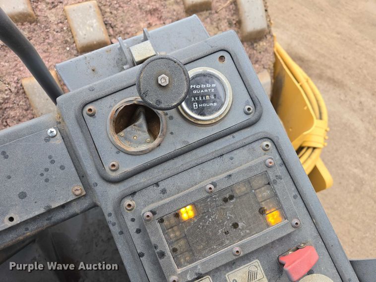 image for item EB1415 1999 Bomag BW 213PDH-3 single drum vibratory roller