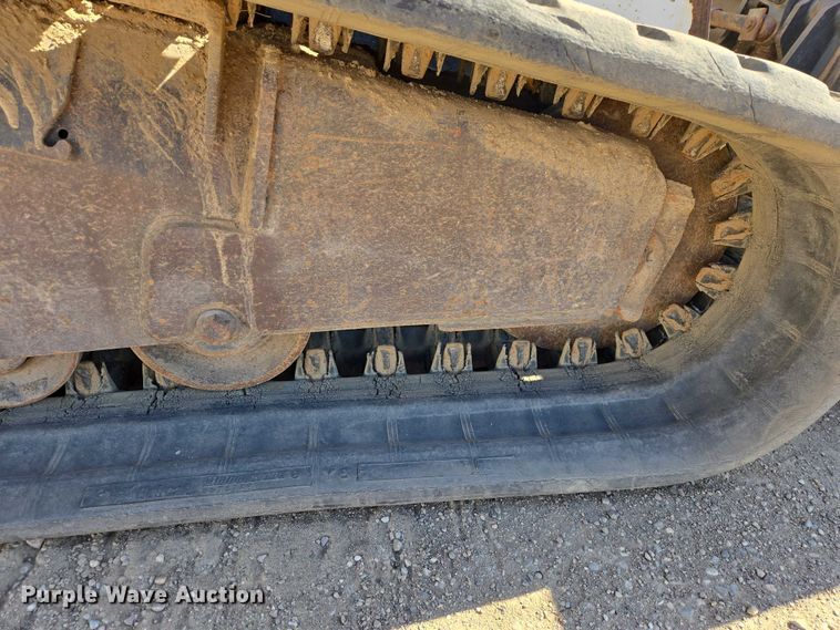 image for item EB1416 2014 Bobcat T770 tracked skid steer loader