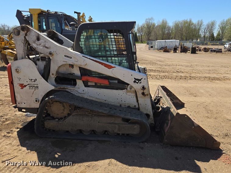 image for item EB1417 2018 Bobcat T770 tracked skid steer loader