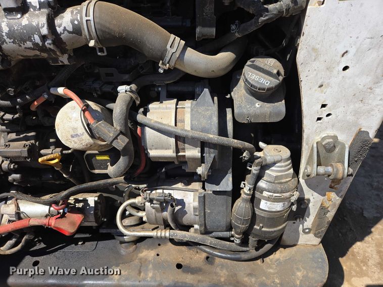 image for item EB1417 2018 Bobcat T770 tracked skid steer loader