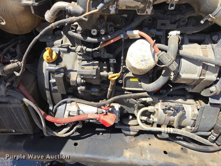 image for item EB1417 2018 Bobcat T770 tracked skid steer loader