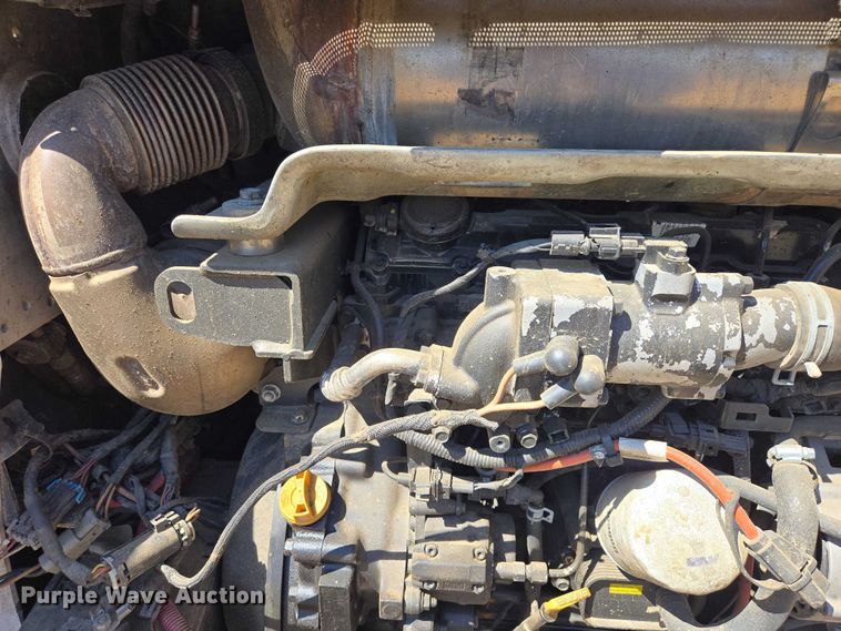 image for item EB1417 2018 Bobcat T770 tracked skid steer loader