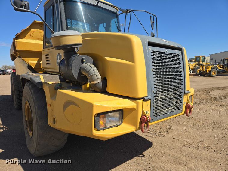 image for item EB1418 2008 John Deere 250D articulated haul truck