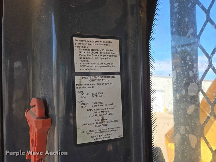 image for item EB1418 2008 John Deere 250D articulated haul truck