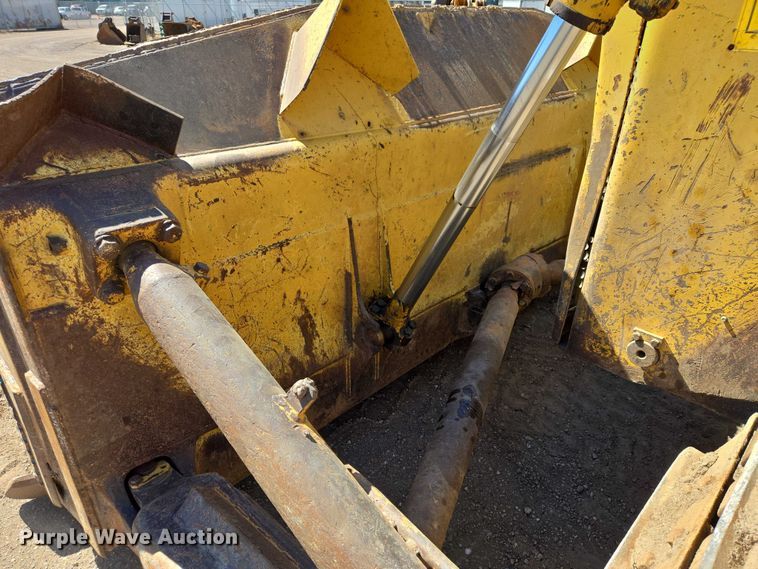 image for item EB1419 2006 Komatsu D155AX-5 dozer