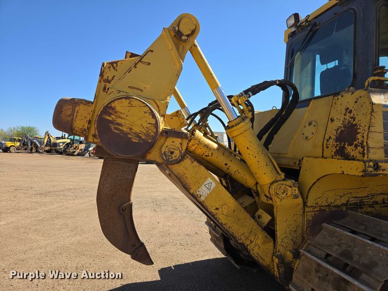 image for item EB1419 2006 Komatsu D155AX-5 dozer