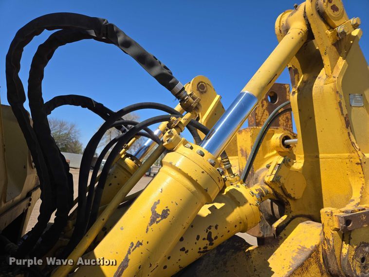 image for item EB1419 2006 Komatsu D155AX-5 dozer