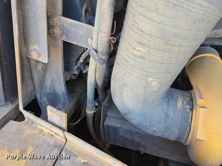 image for item EB1419 2006 Komatsu D155AX-5 dozer